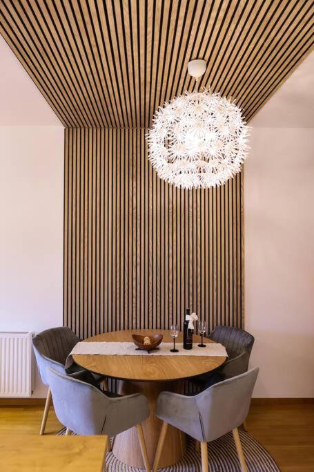 Modern Charm Hideaway Apartment Zagreb Exterior foto