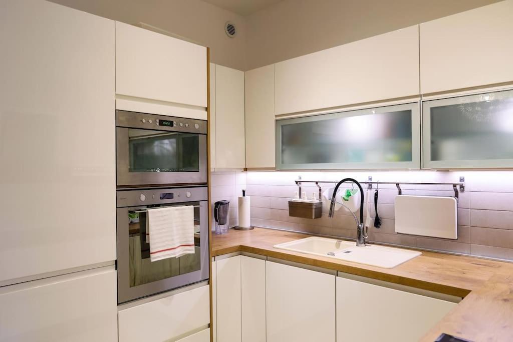 Modern Charm Hideaway Apartment Zagreb Exterior foto