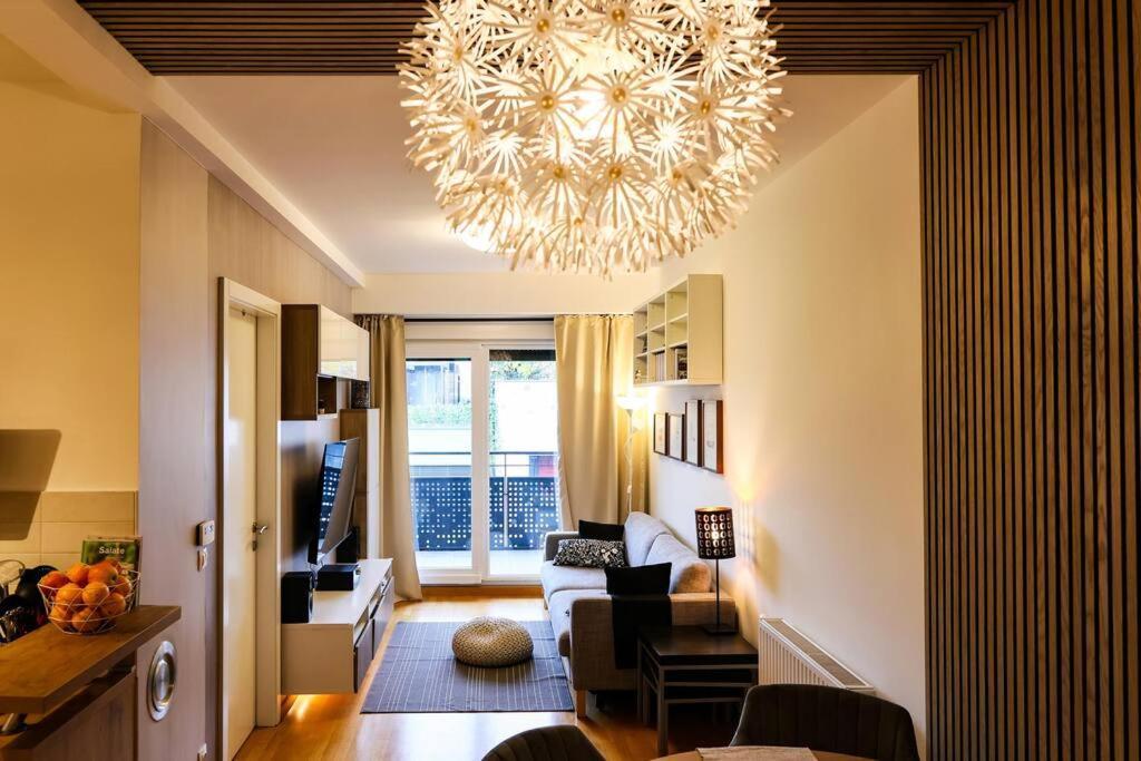 Modern Charm Hideaway Apartment Zagreb Exterior foto
